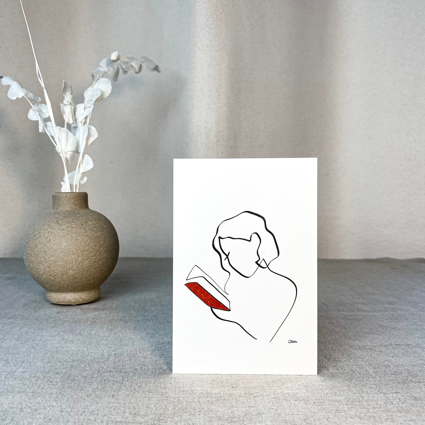 Frauen und Bücher Nr. 1-Kunstdruck-JUDITH CLARA-10x15 cm (zartweiß) Papier 300g-one-line-art